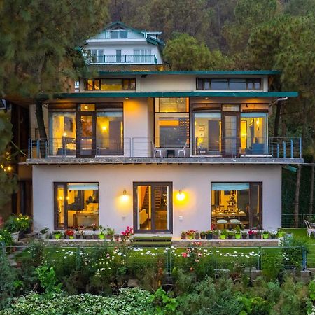 Stayvista At Hillcrest Villa With Valley View, Bonfire And Heater Kasauli Extérieur photo