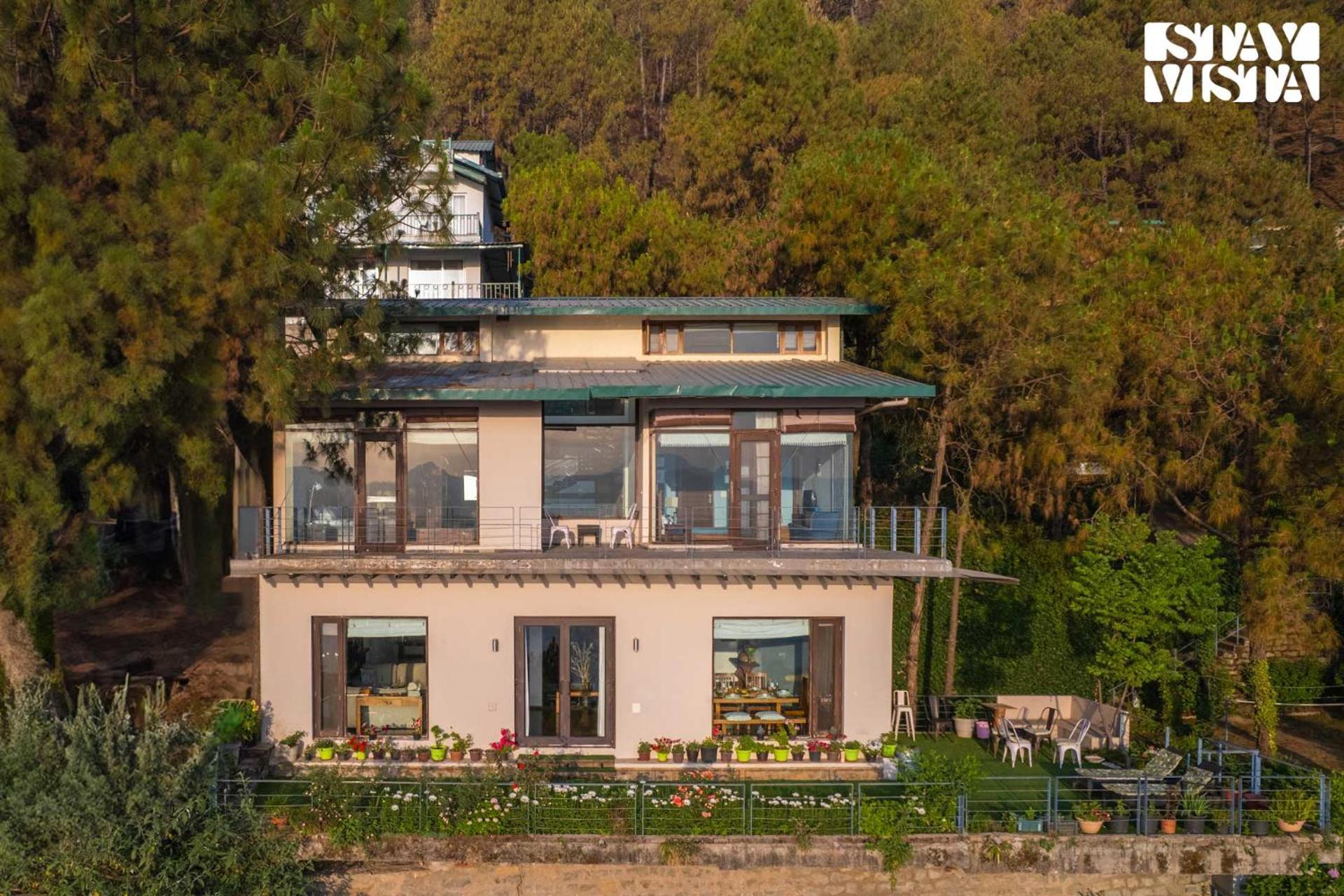 Stayvista At Hillcrest Villa With Valley View, Bonfire And Heater Kasauli Extérieur photo