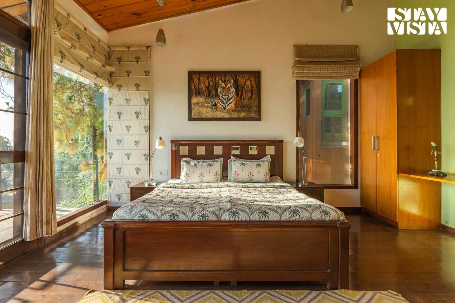 Stayvista At Hillcrest Villa With Valley View, Bonfire And Heater Kasauli Extérieur photo